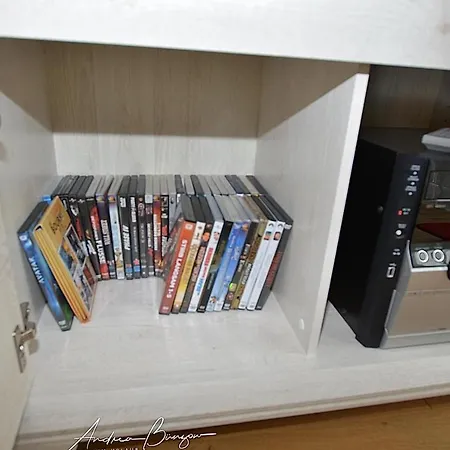 Luetje Huske Zimmer4 *